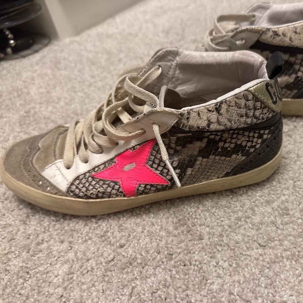 Golden goose mid stars size 36